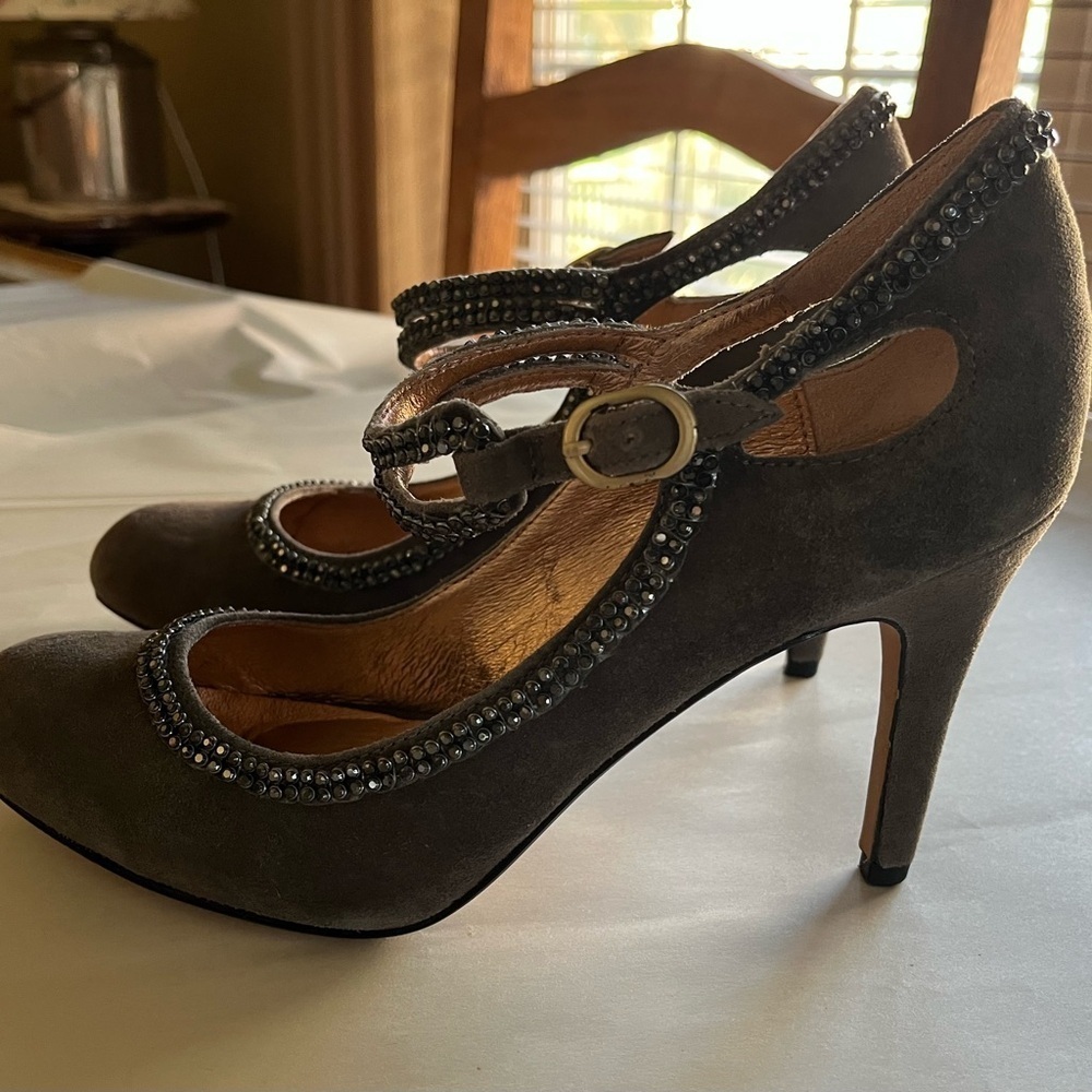 Anthropologie Miss Albright Taupe/Gray Mary Jane Suede embellished Stilleto sz 9 - Picture 4 of 11